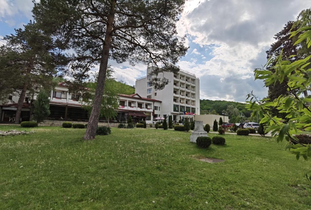 Hotel Spa Cazino Monteoru Sărata-Monteoru Extérieur photo